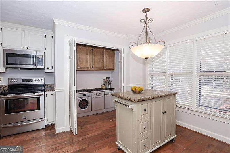 3122 Henderson Walk Property Photo 17