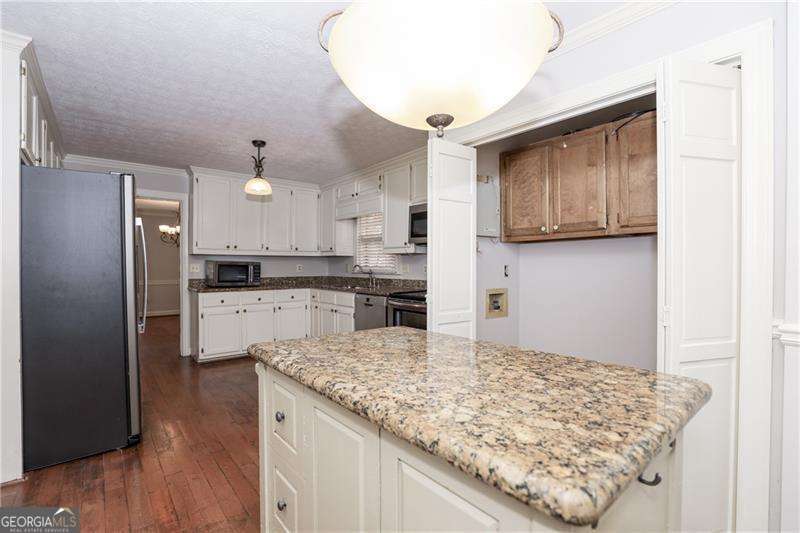 3122 Henderson Walk Property Photo 19