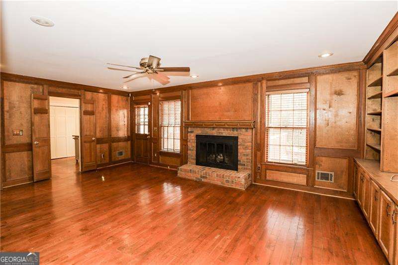 3122 Henderson Walk Property Photo 20