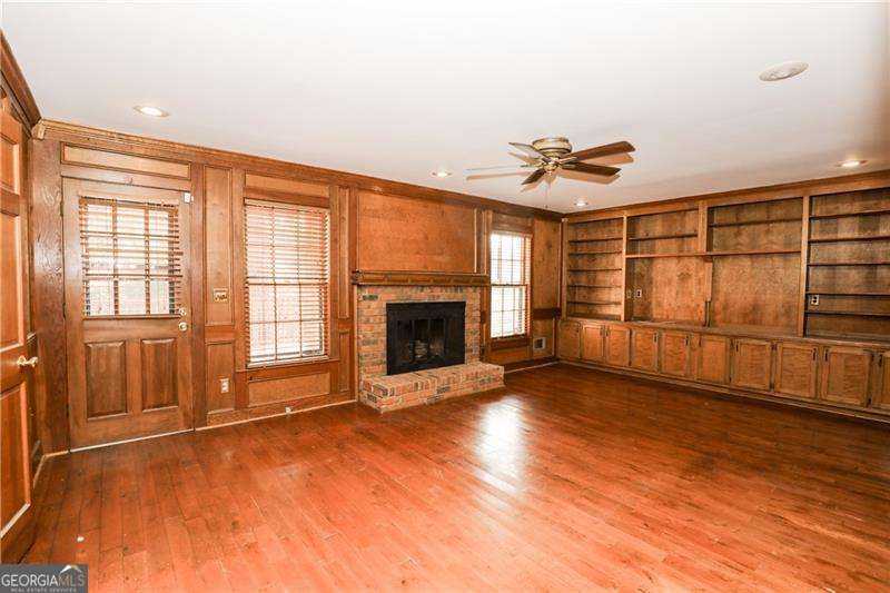 3122 Henderson Walk Property Photo 22