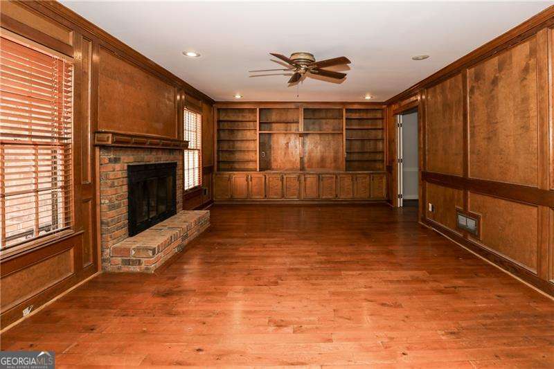 3122 Henderson Walk Property Photo 23
