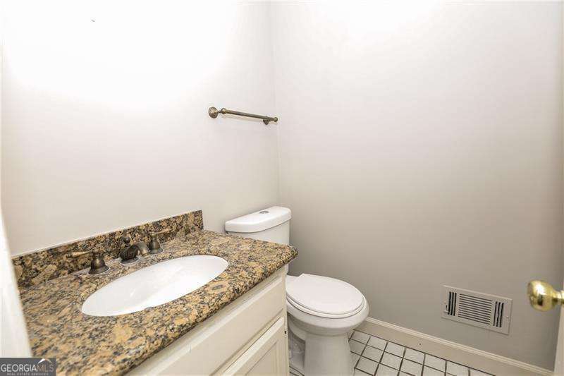 3122 Henderson Walk Property Photo 25