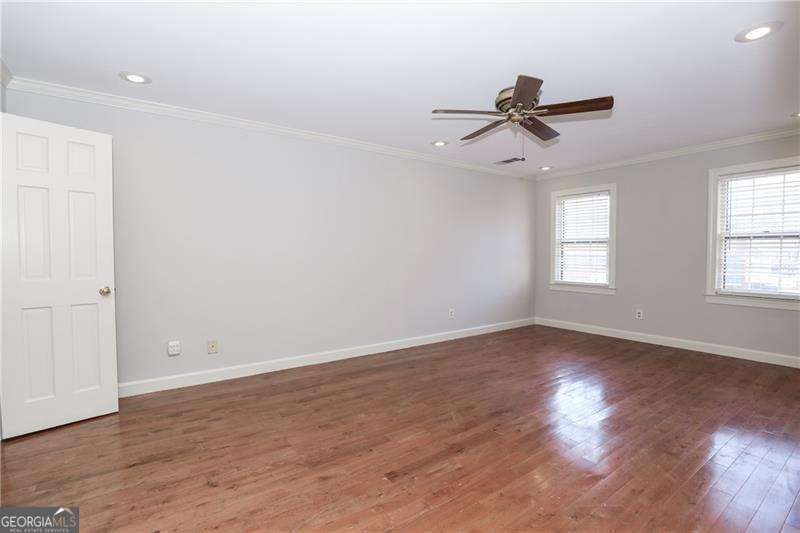 3122 Henderson Walk Property Photo 27