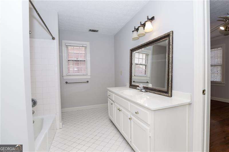 3122 Henderson Walk Property Photo 40