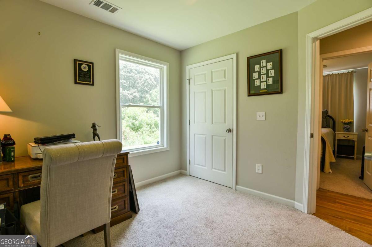 25 Tyrus Lane Property Photo 16