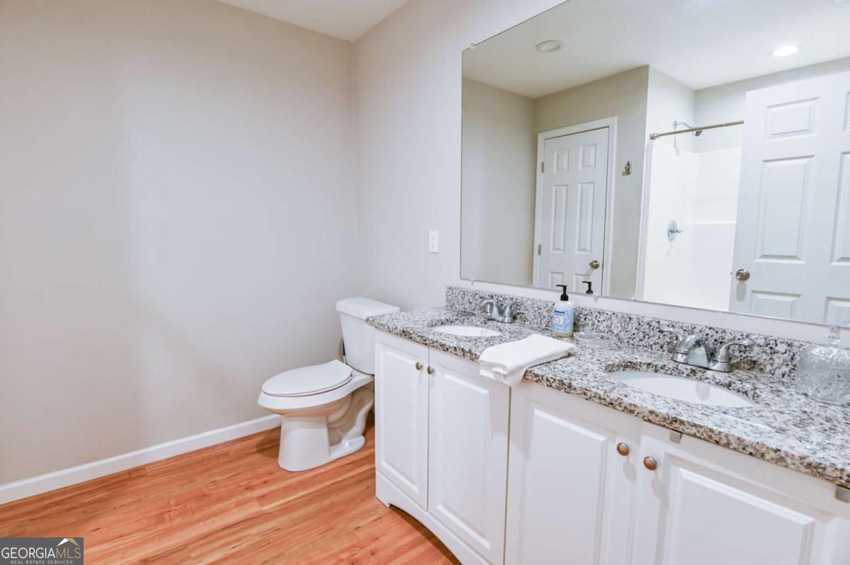 25 Tyrus Lane Property Photo 21