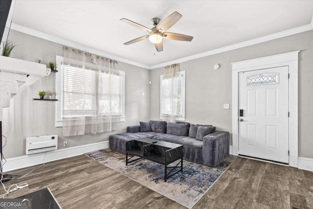 1137 Arlington Avenue Sw Property Photo 4
