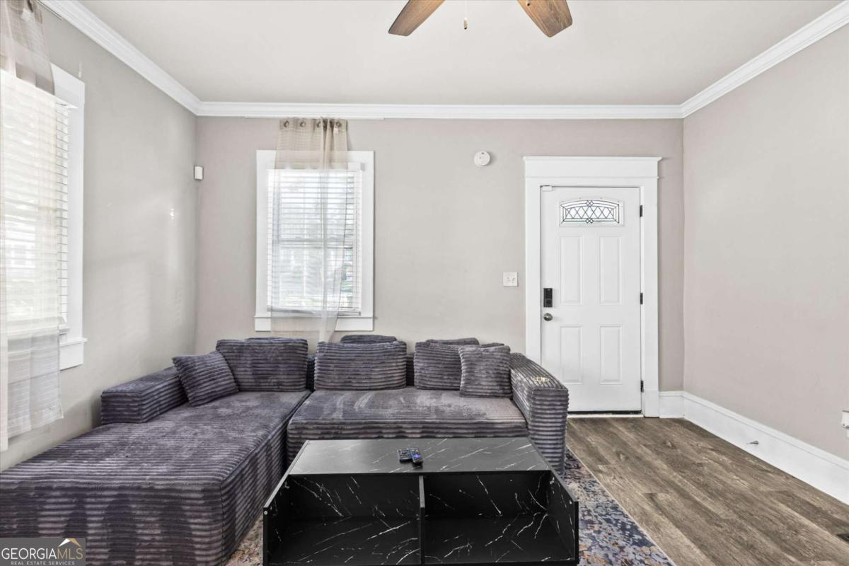 1137 Arlington Avenue Sw Property Photo 8