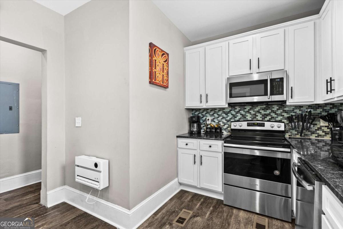 1137 Arlington Avenue Sw Property Photo 23