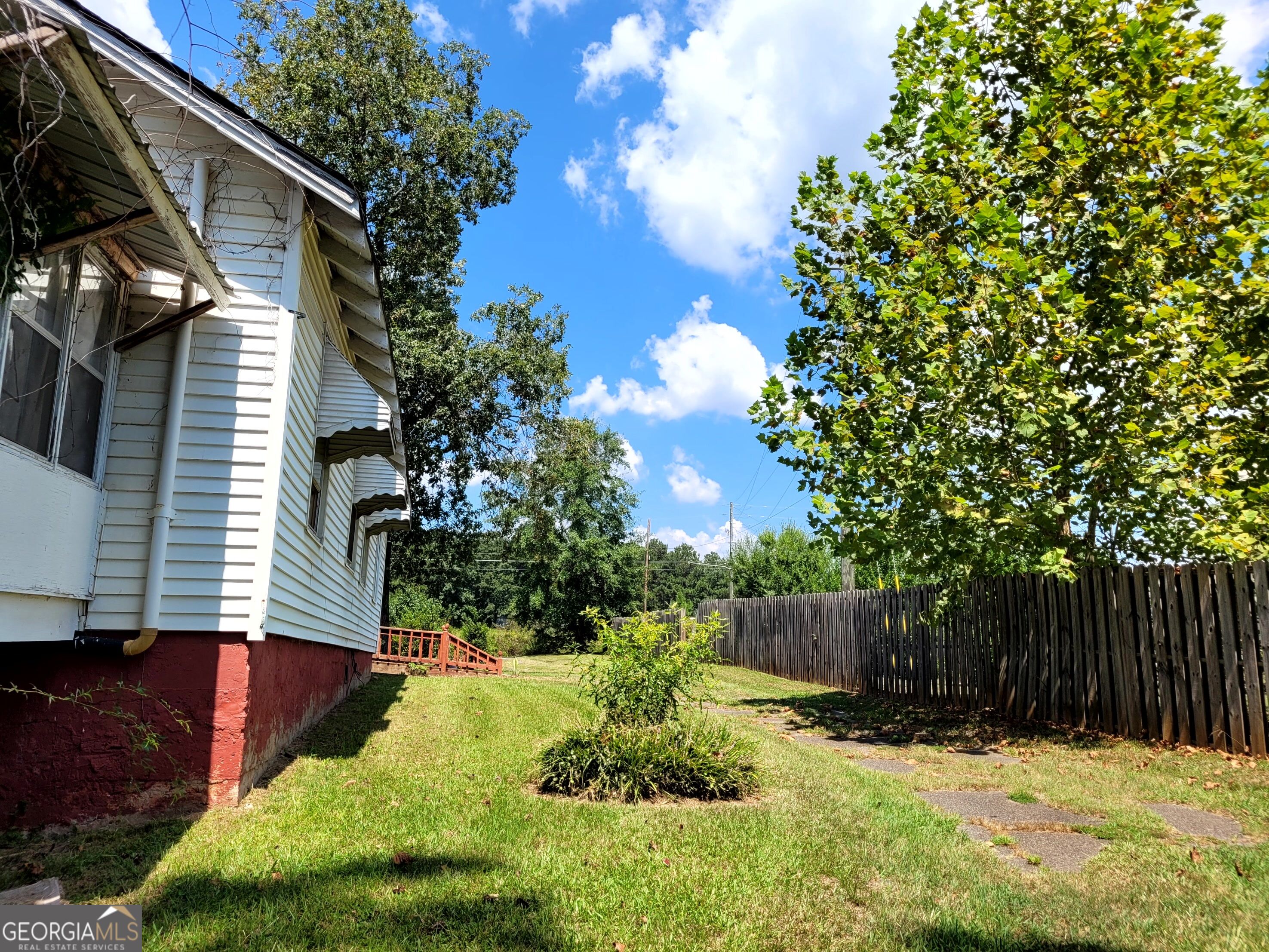 208 Manley Road Property Photo 12