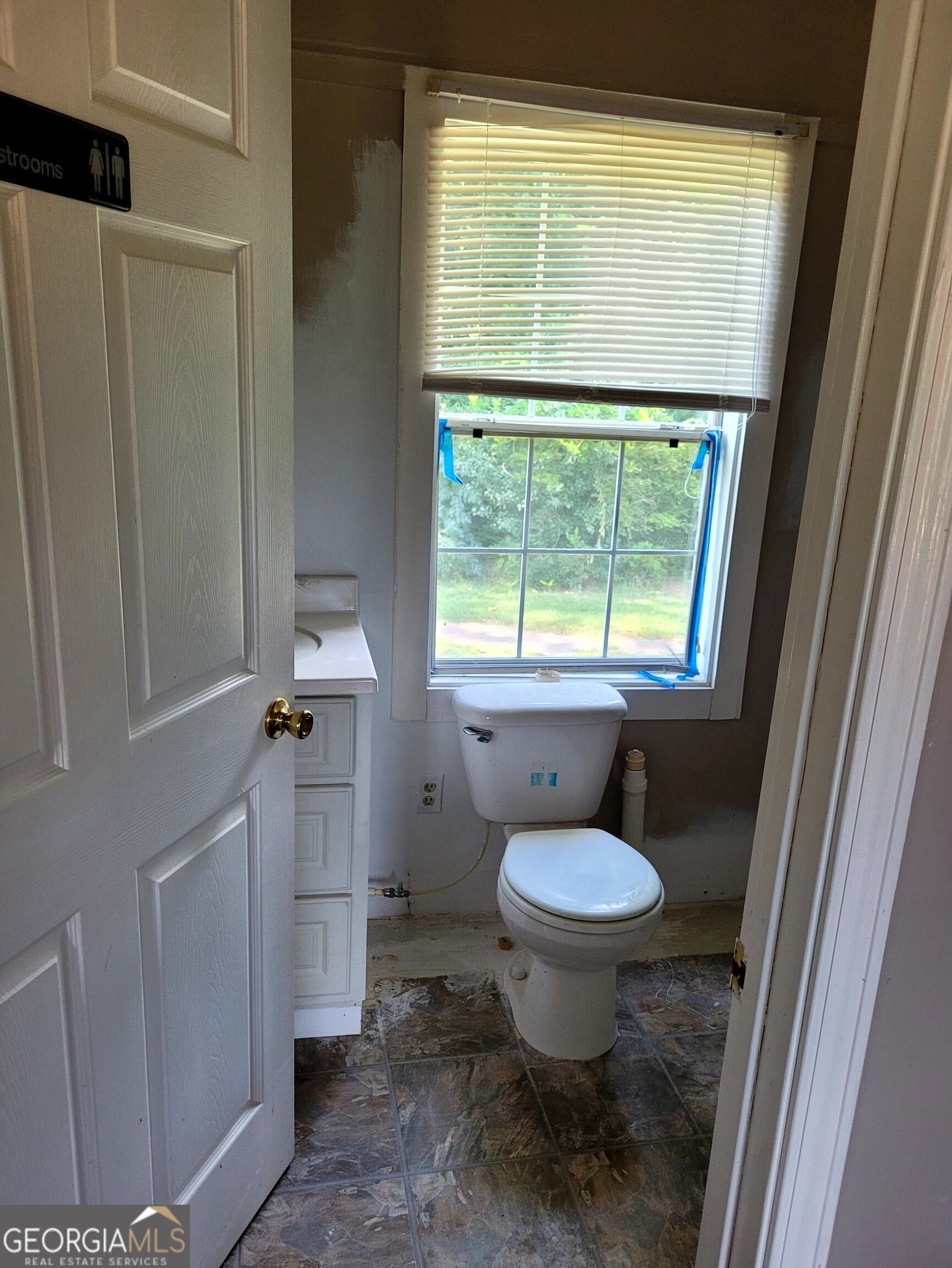 208 Manley Road Property Photo 15