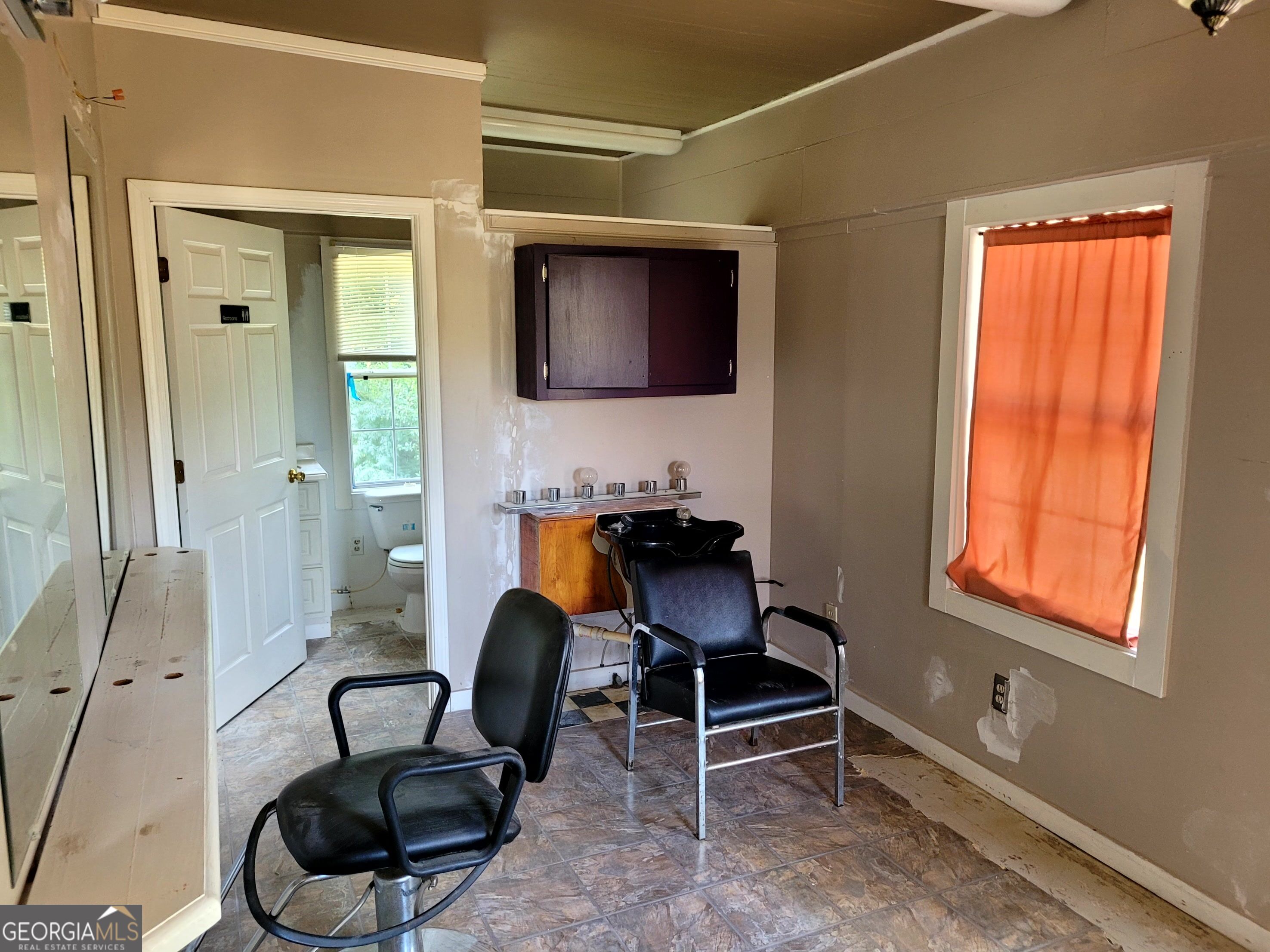 208 Manley Road Property Photo 16