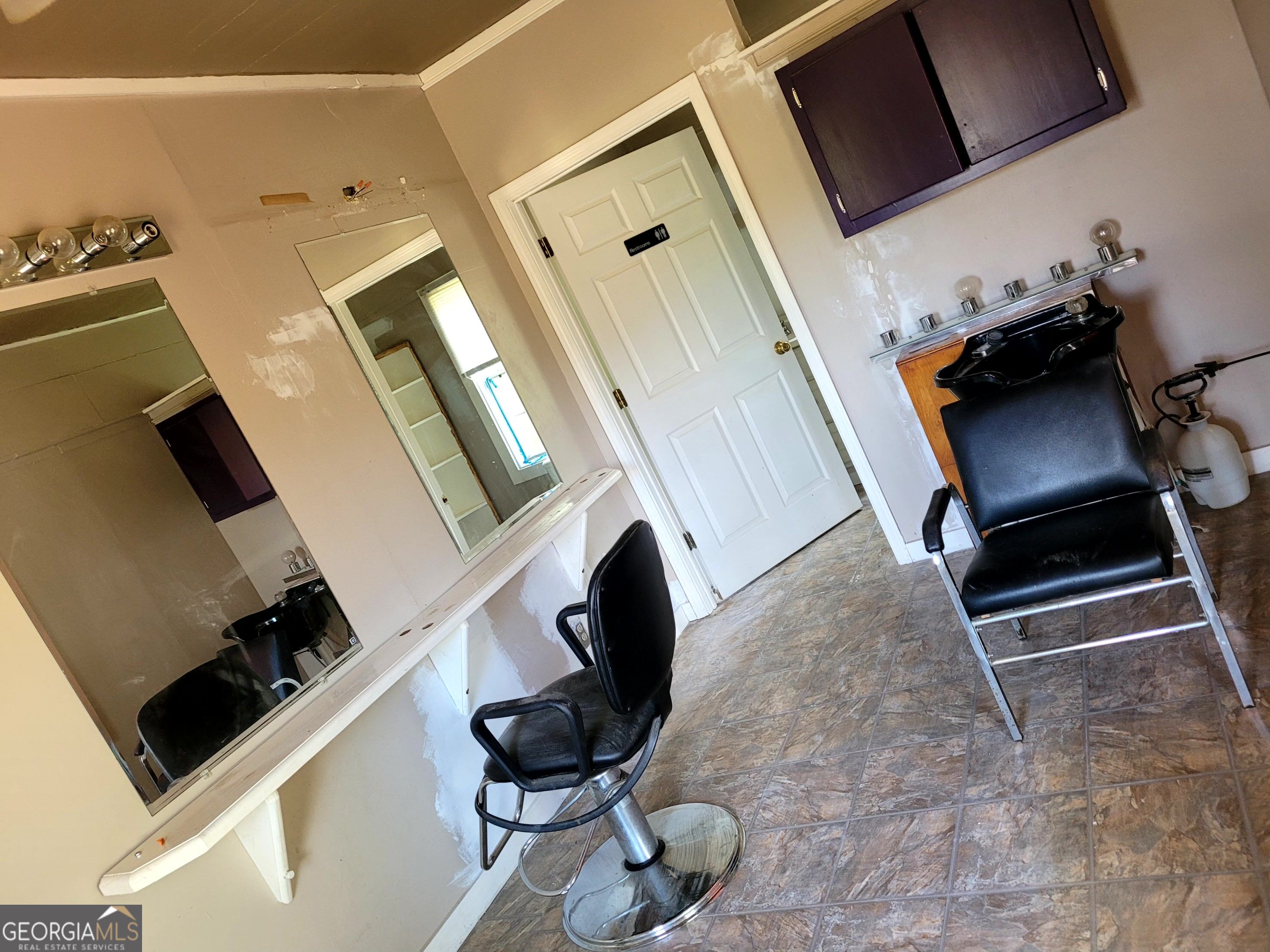 208 Manley Road Property Photo 19