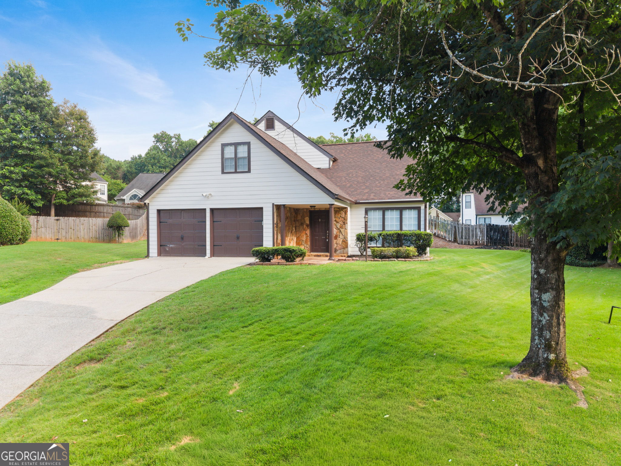920 Cobb Place Manor Drive Property Photo 1