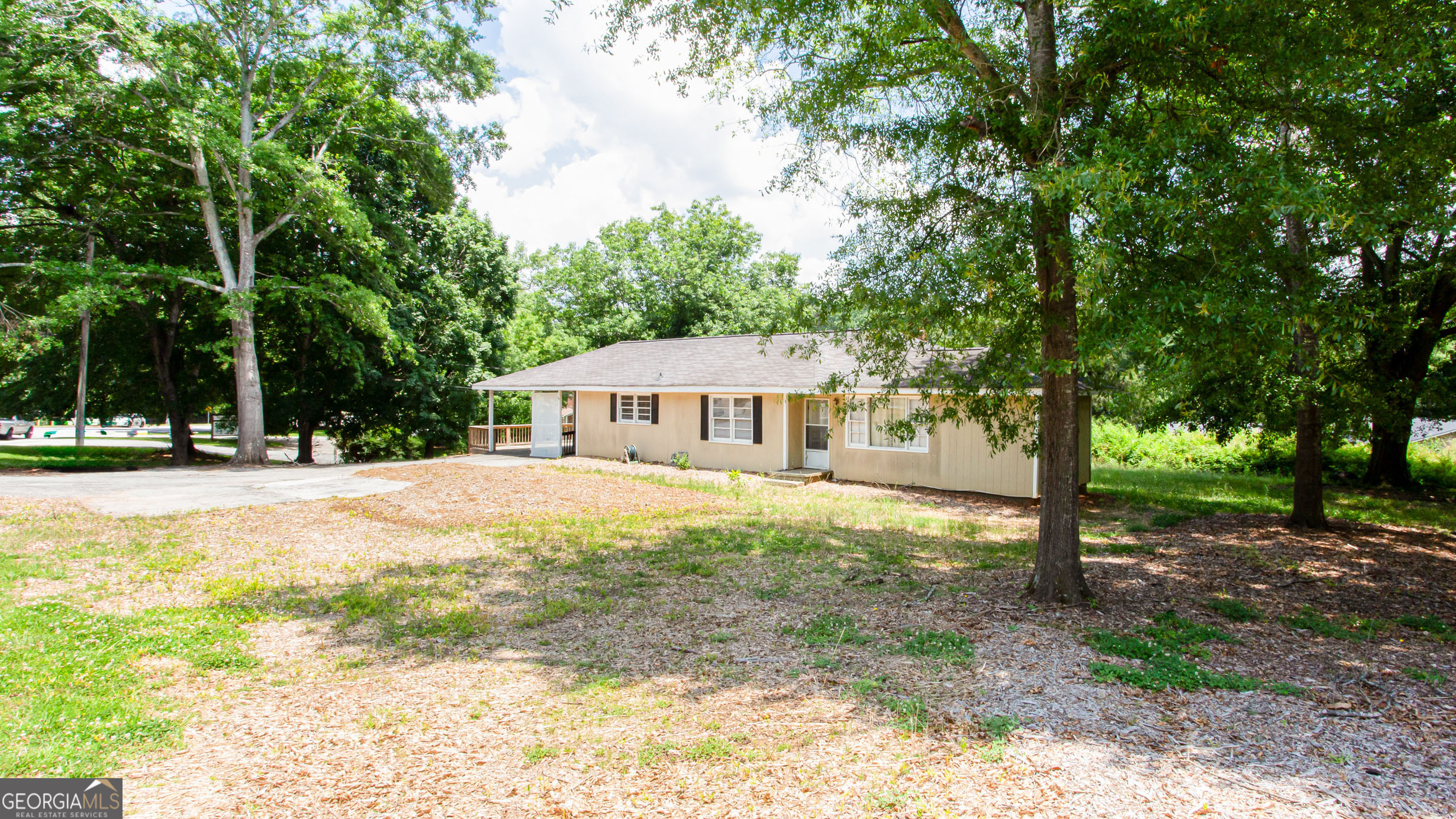2758 Five Forks Trickum Road Property Photo 4