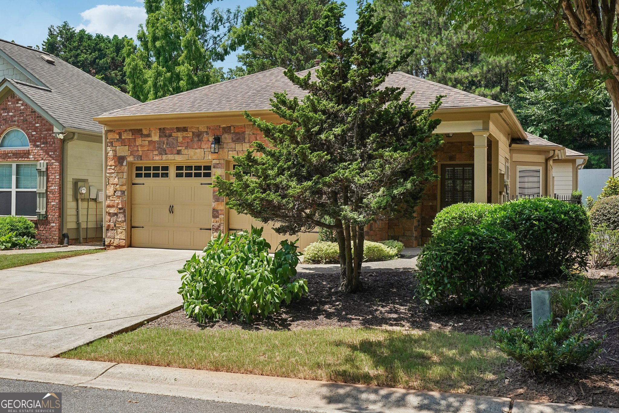 204 Oakleaf Drive Property Photo 6