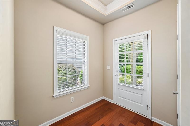 204 Oakleaf Drive Property Photo 7