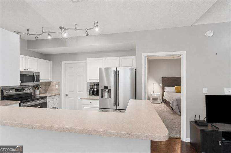 210 Spring Heights Lane Se # 2 Property Photo 8