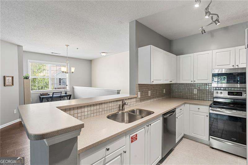 210 Spring Heights Lane Se # 2 Property Photo 13