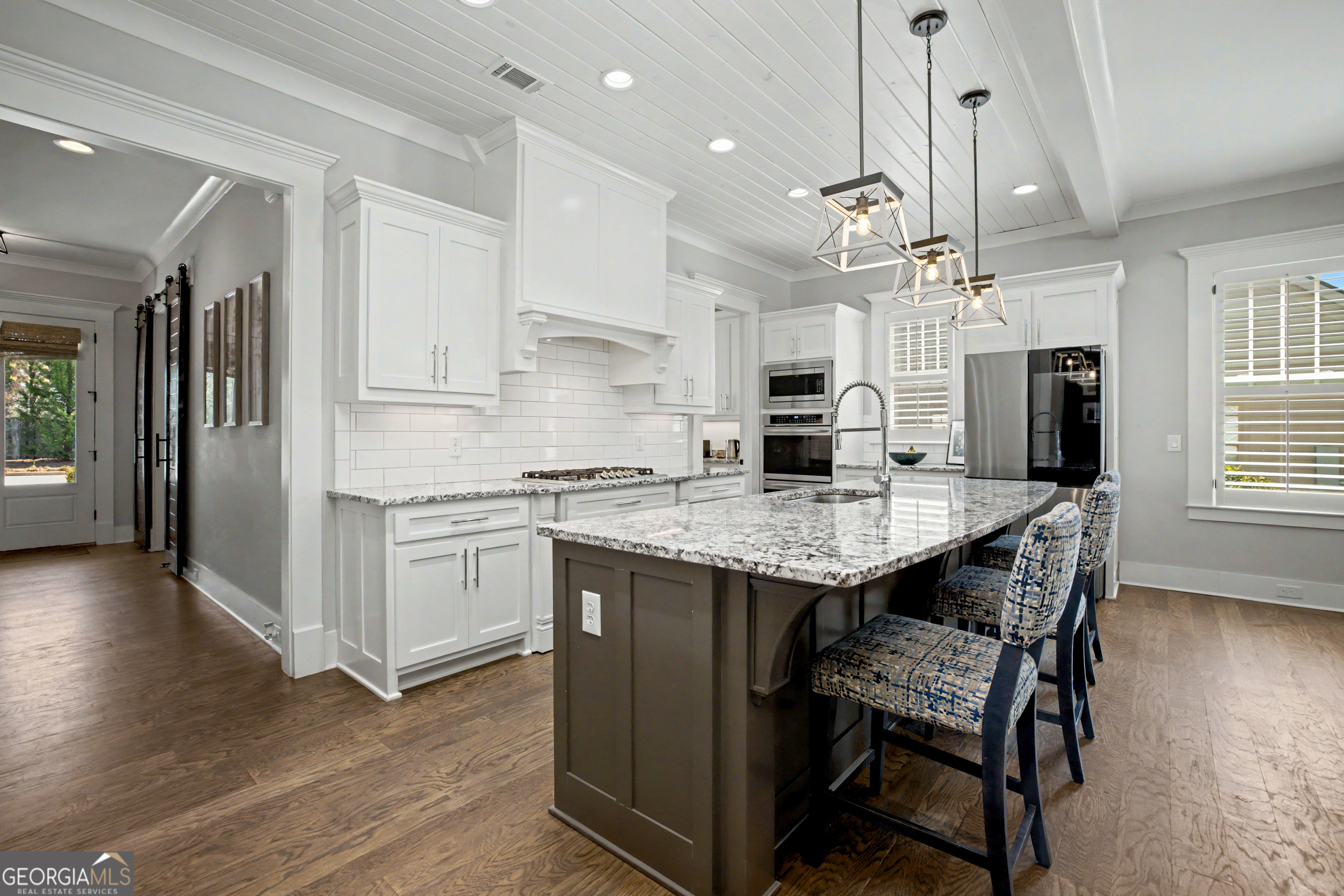 285 Traditions Way Property Photo 5