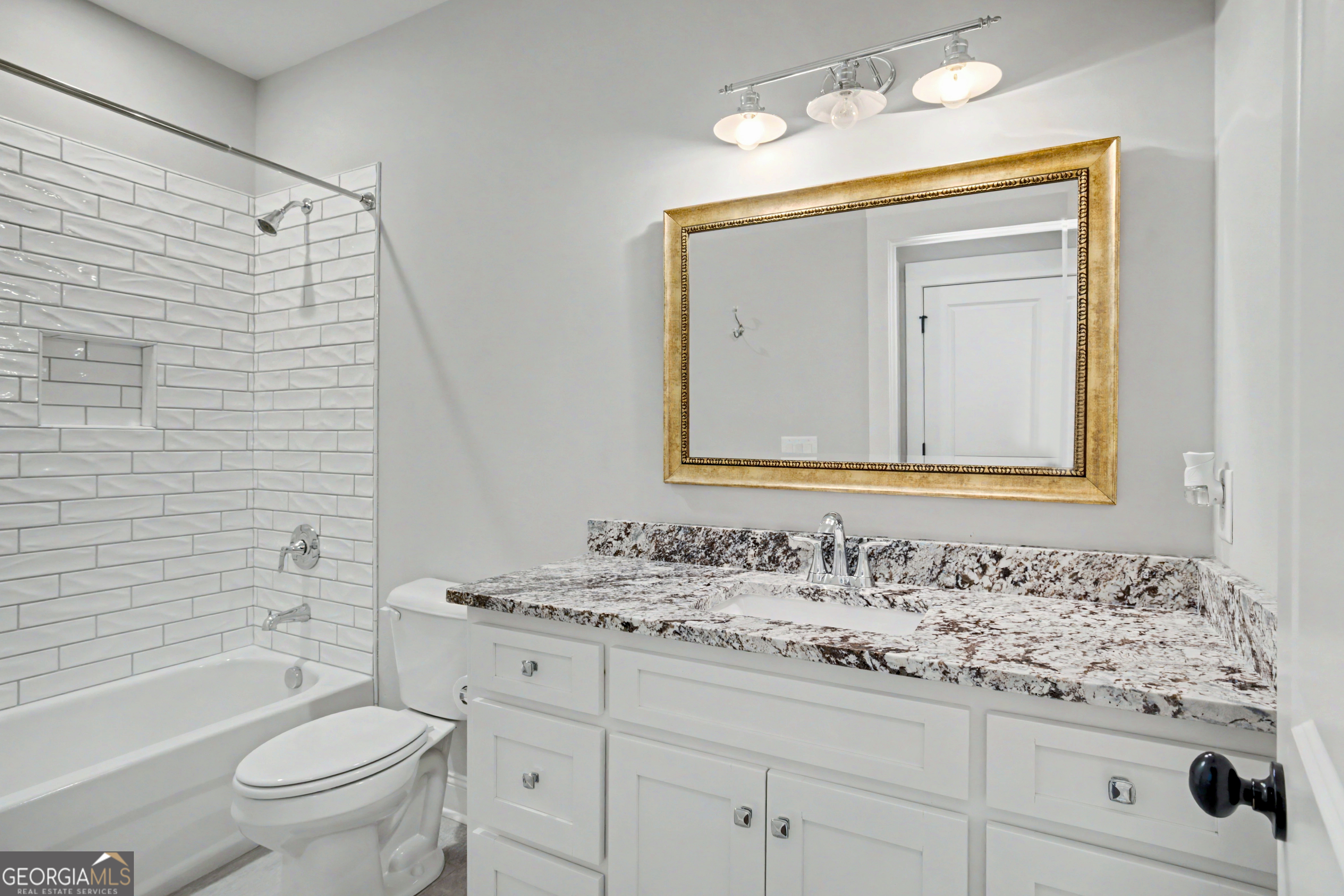 285 Traditions Way Property Photo 34