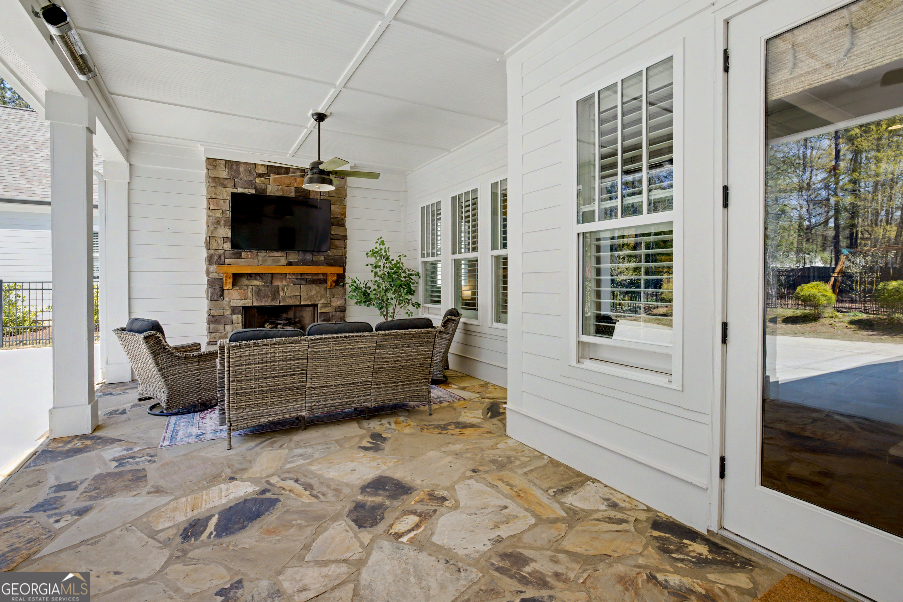 285 Traditions Way Property Photo 40