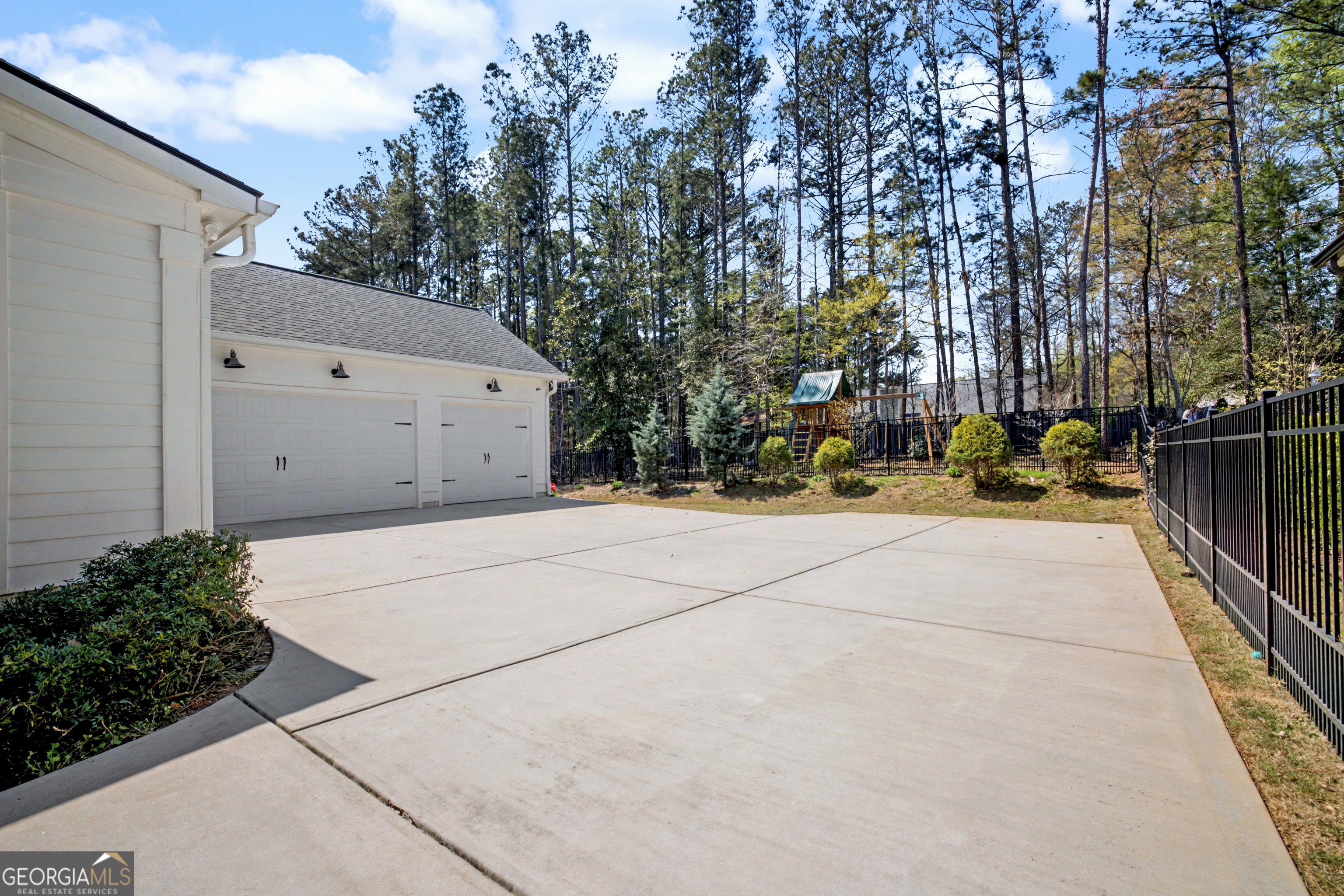285 Traditions Way Property Photo 43