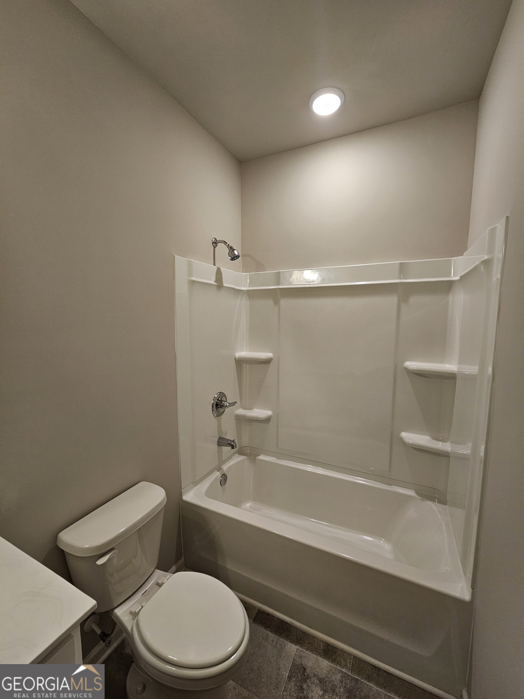 4 Silver Lane Property Photo 4