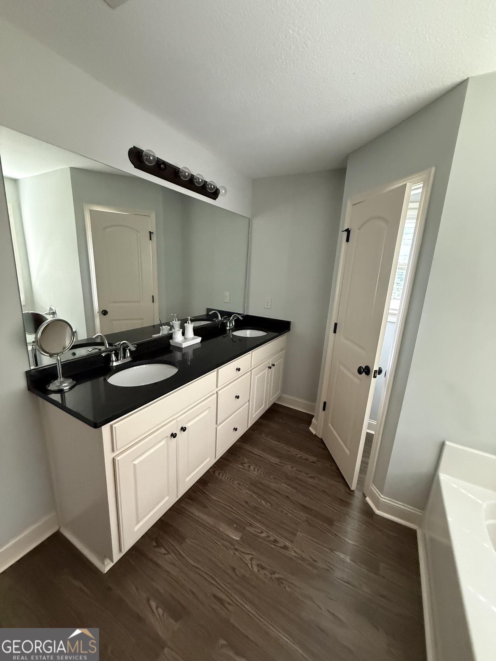 312 Thoroughbred Trail Property Photo 8