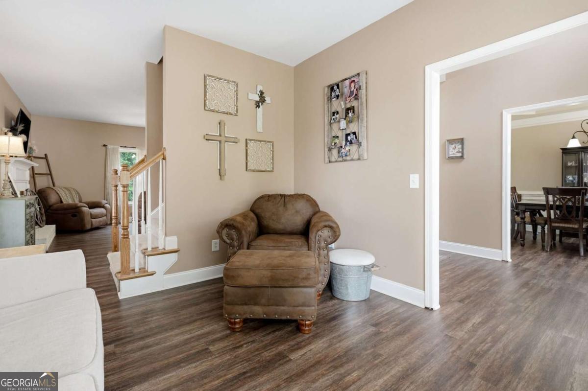 5305 Old Haven Court Property Photo 10