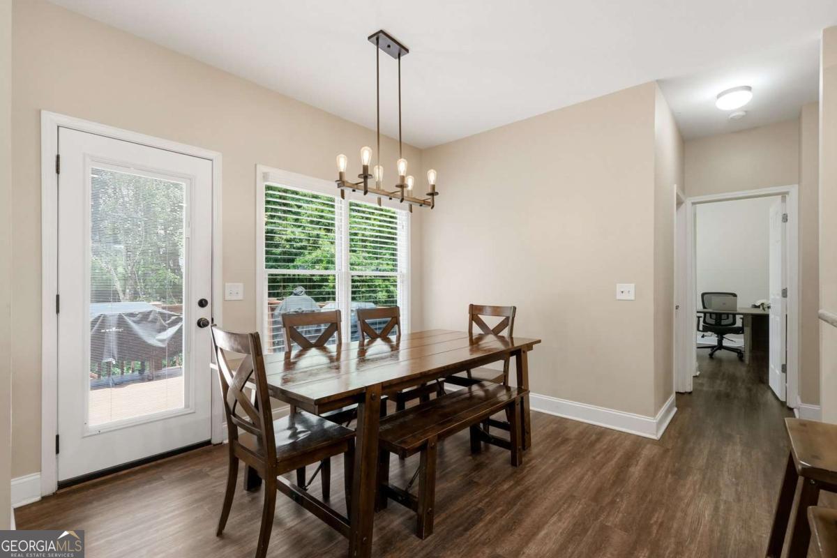 5305 Old Haven Court Property Photo 12