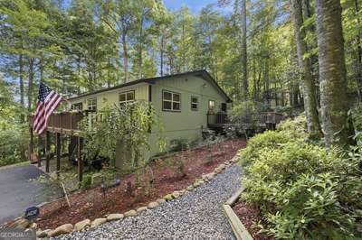 52 Hamilton Circle Property Photo 3