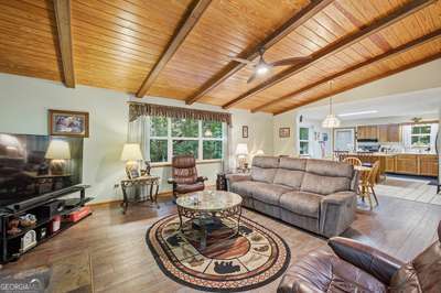52 Hamilton Circle Property Photo 12