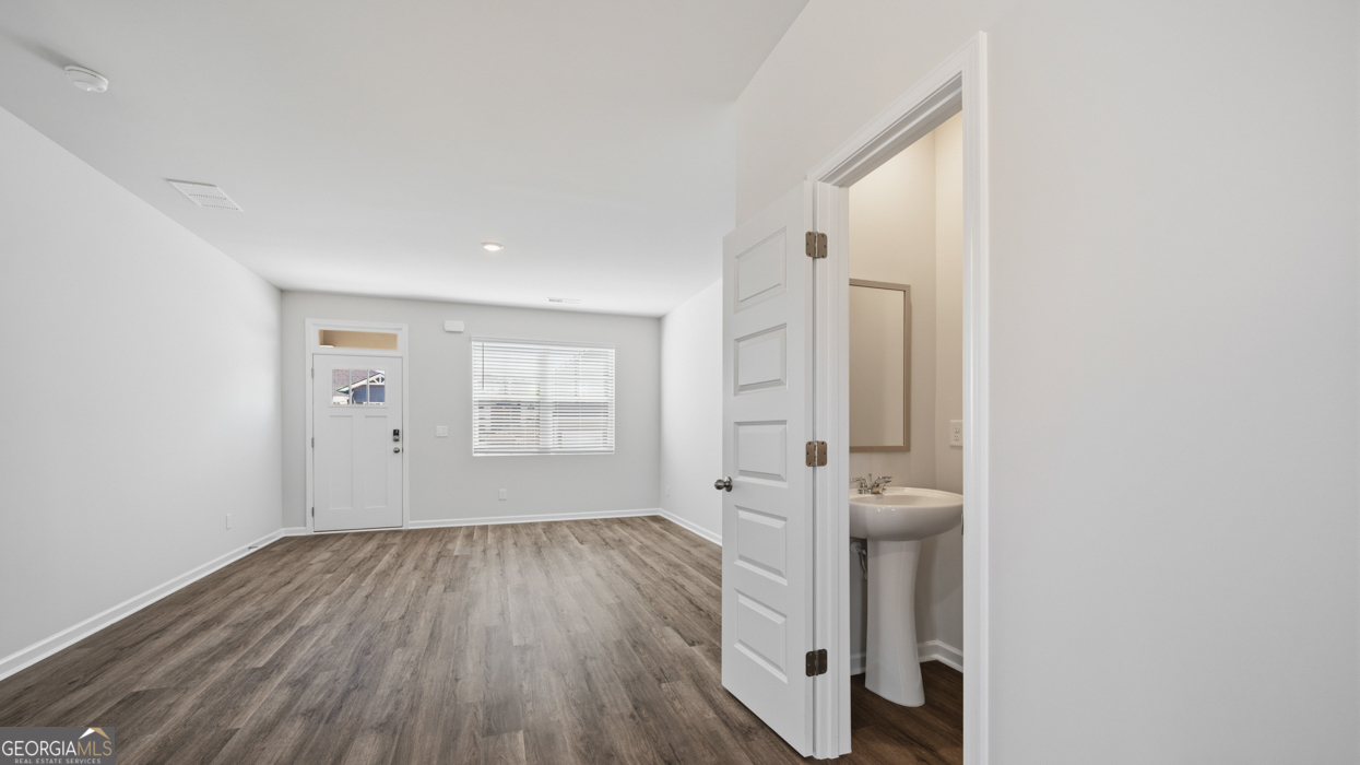 220 Bristol Boulevard Property Photo 8