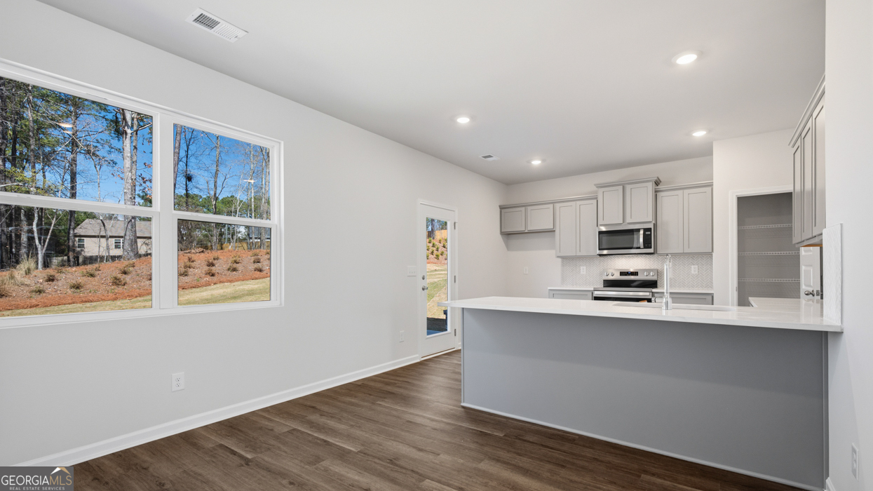 220 Bristol Boulevard Property Photo 9