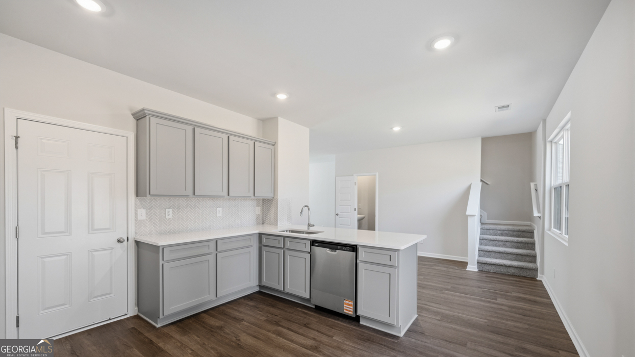 220 Bristol Boulevard Property Photo 13