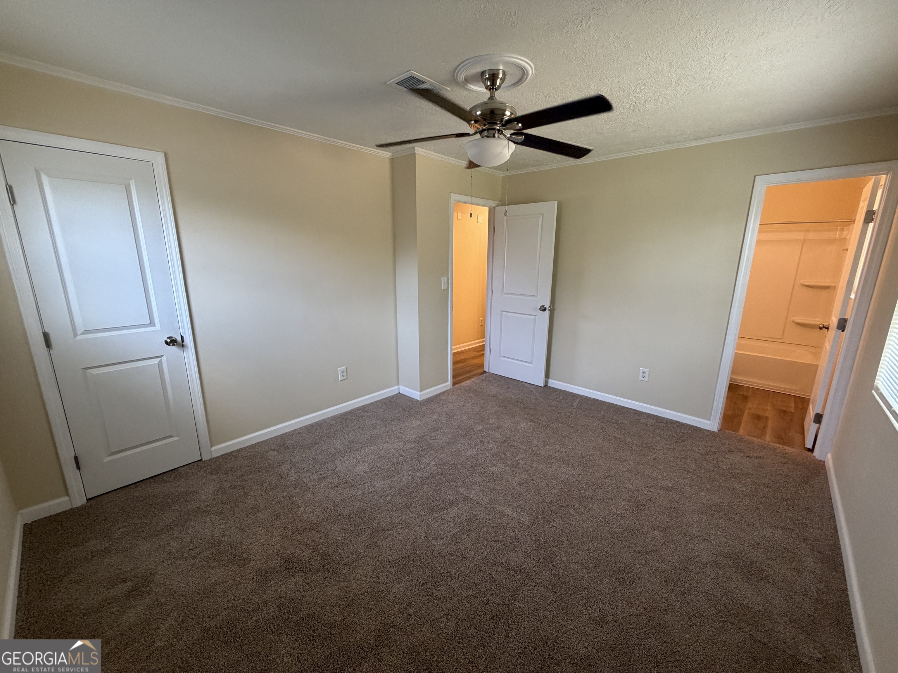 2523 Teakwood Drive Property Photo 13