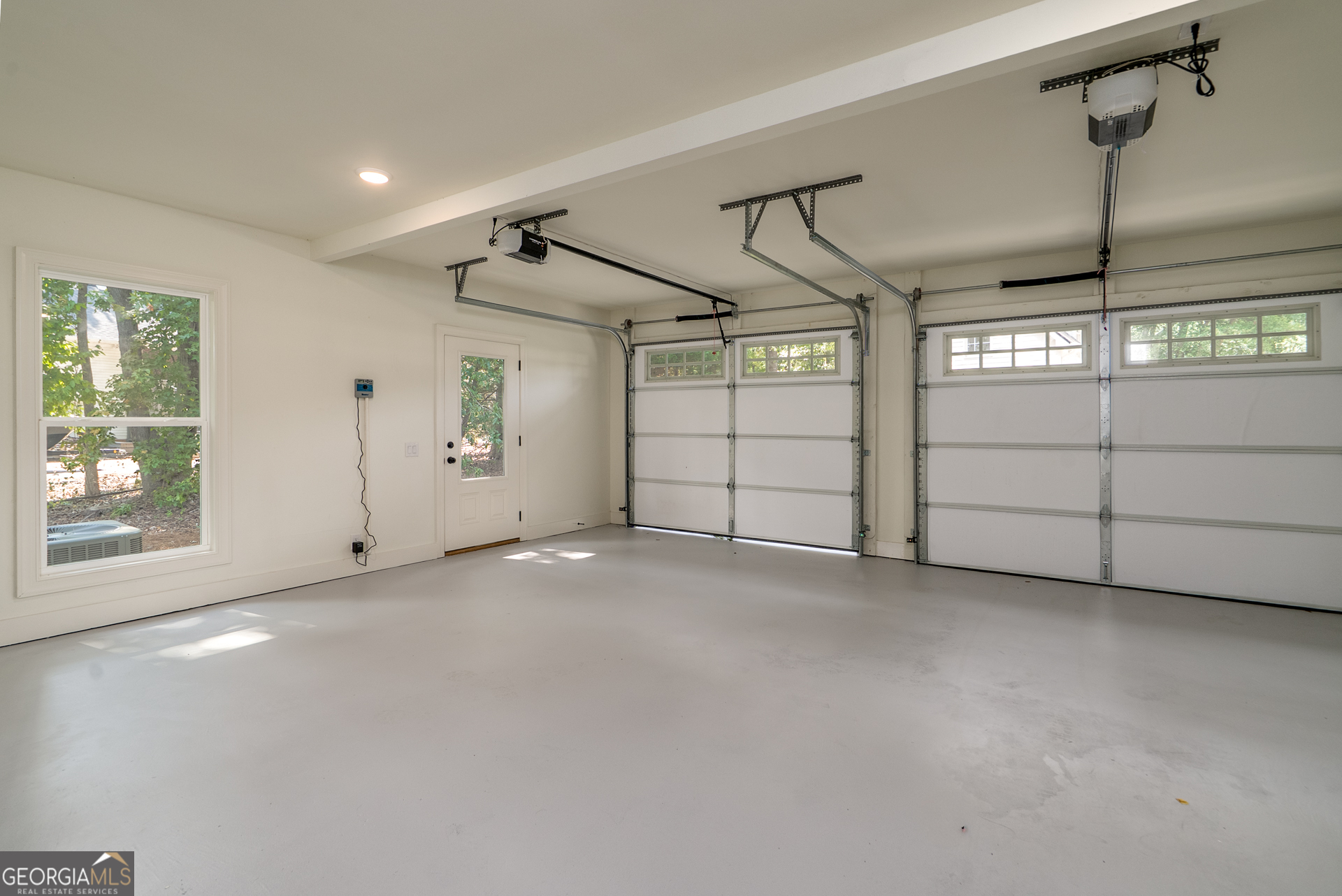 200 Whitney Street Property Photo 28