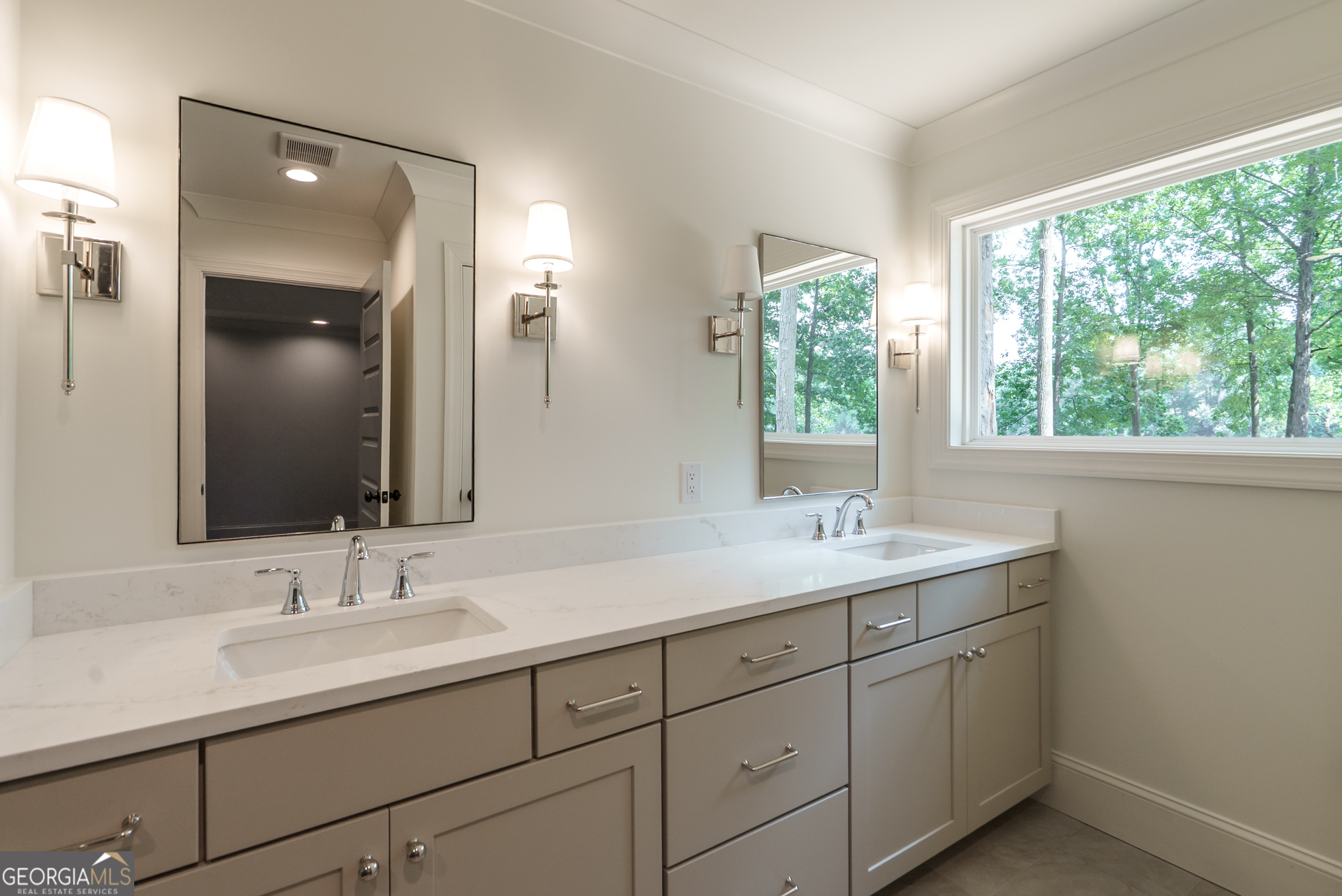 200 Whitney Street Property Photo 33