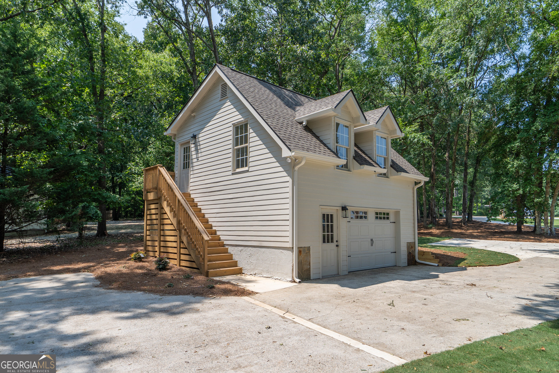 200 Whitney Street Property Photo 58