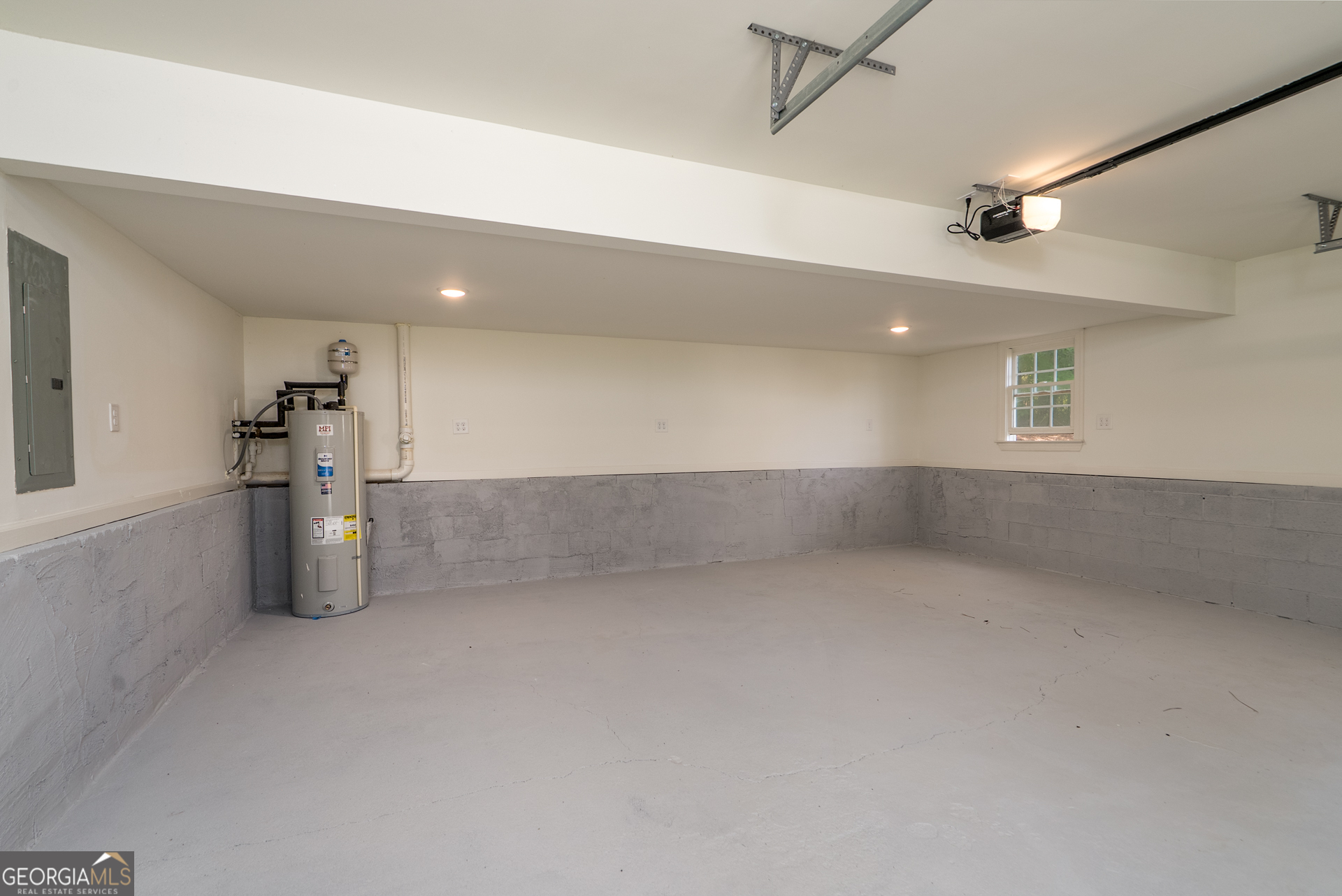 200 Whitney Street Property Photo 59