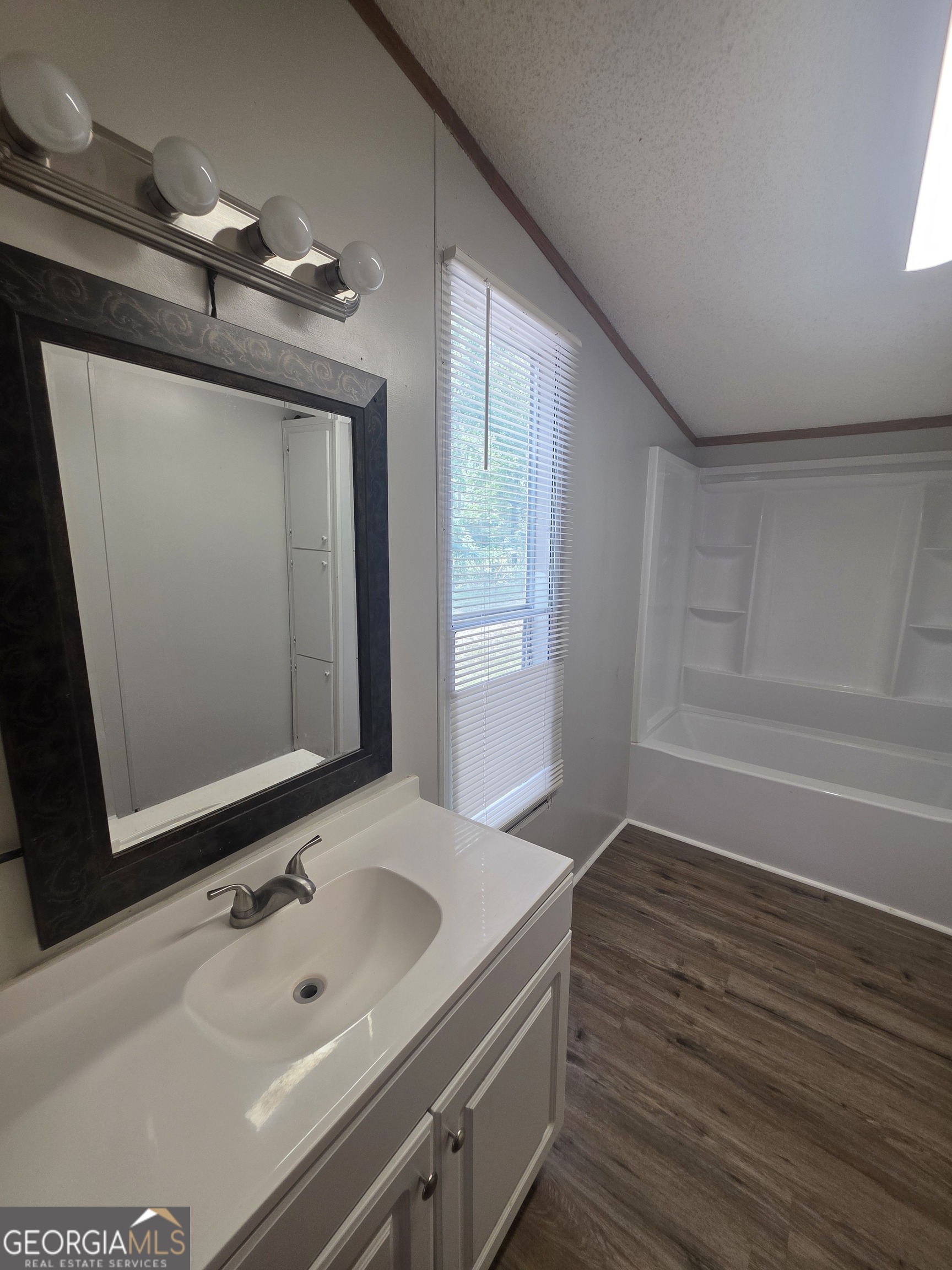21 White Acre Lane Property Photo 22