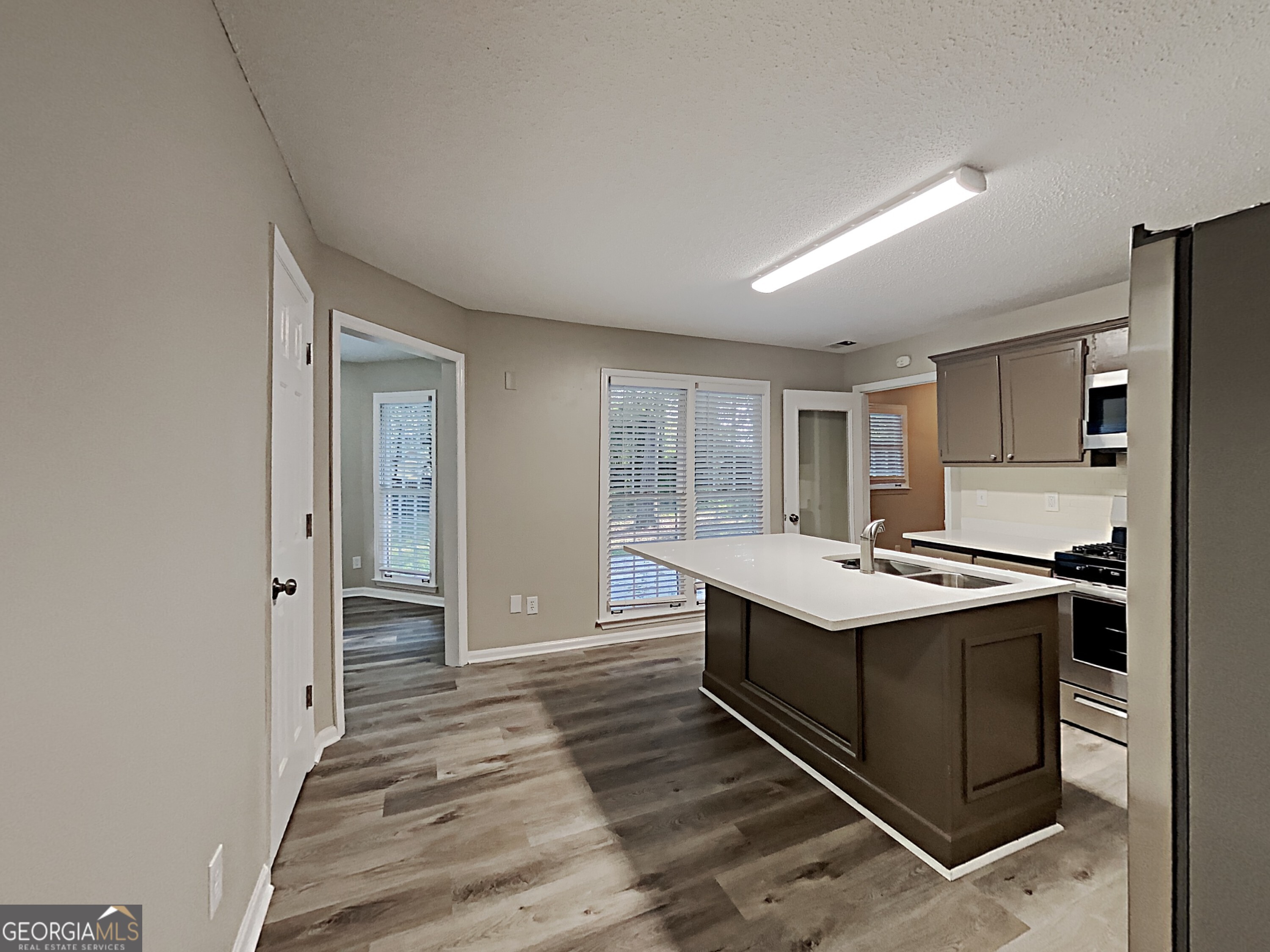 4423 Turnberry Court Property Photo 8
