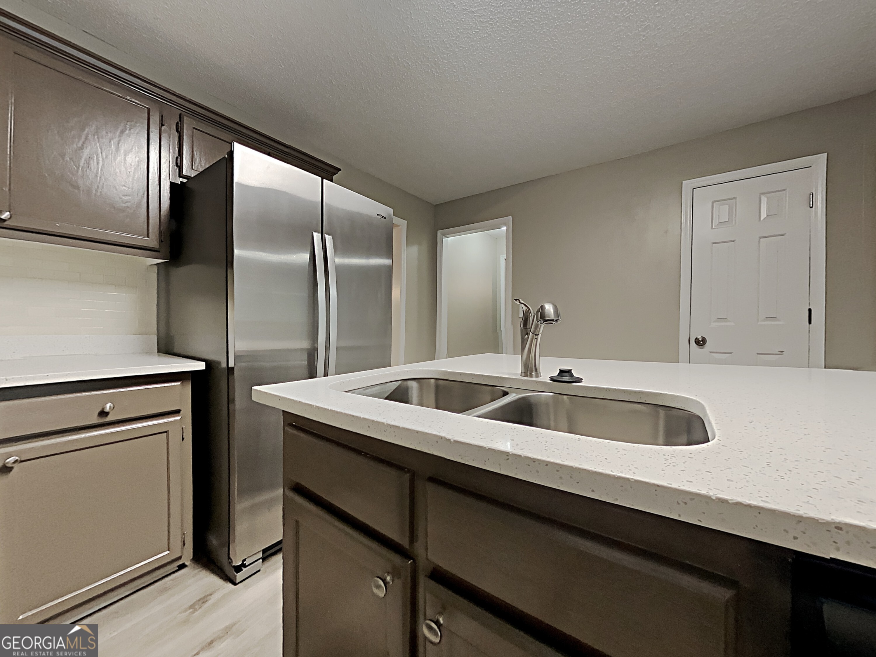 4423 Turnberry Court Property Photo 10
