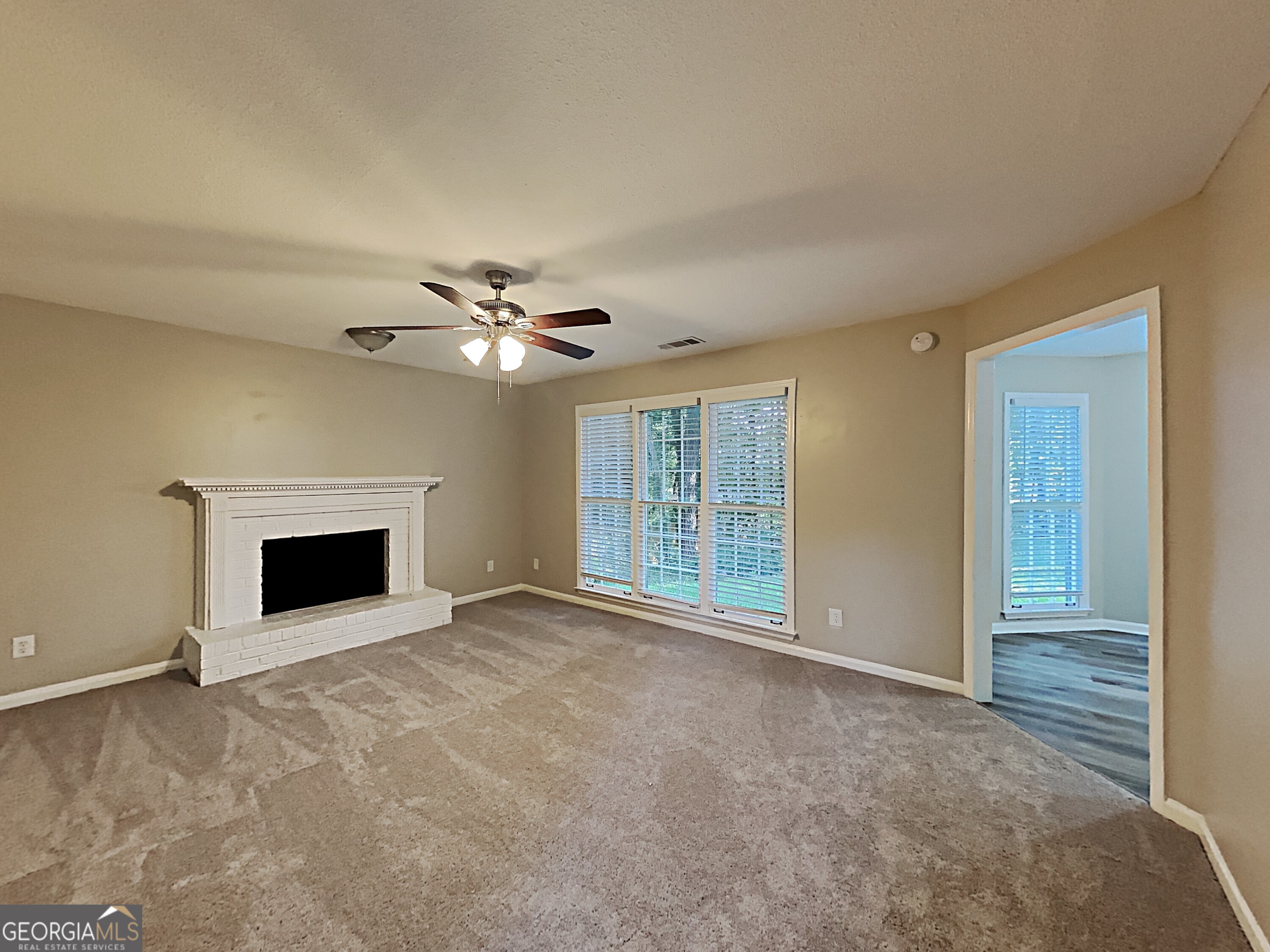 4423 Turnberry Court Property Photo 13