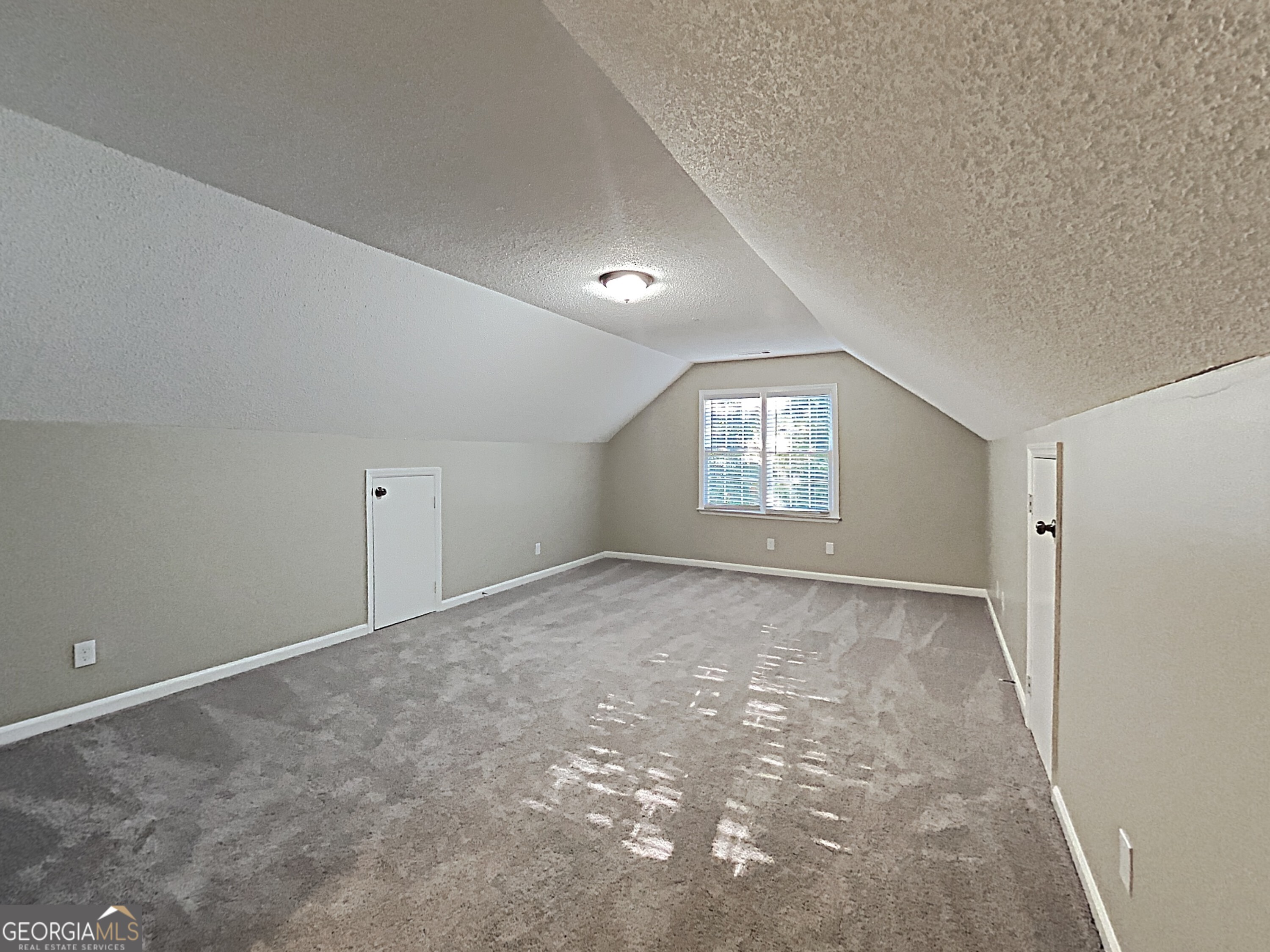 4423 Turnberry Court Property Photo 17