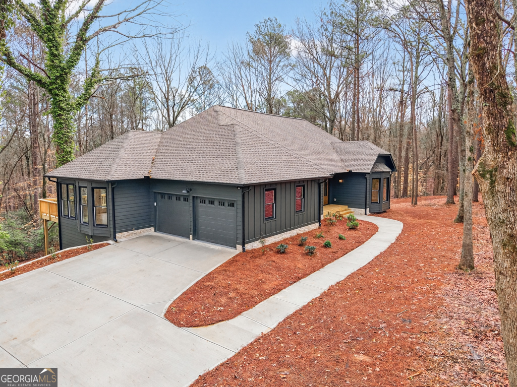 3110 Flatbottom Road Property Photo 2