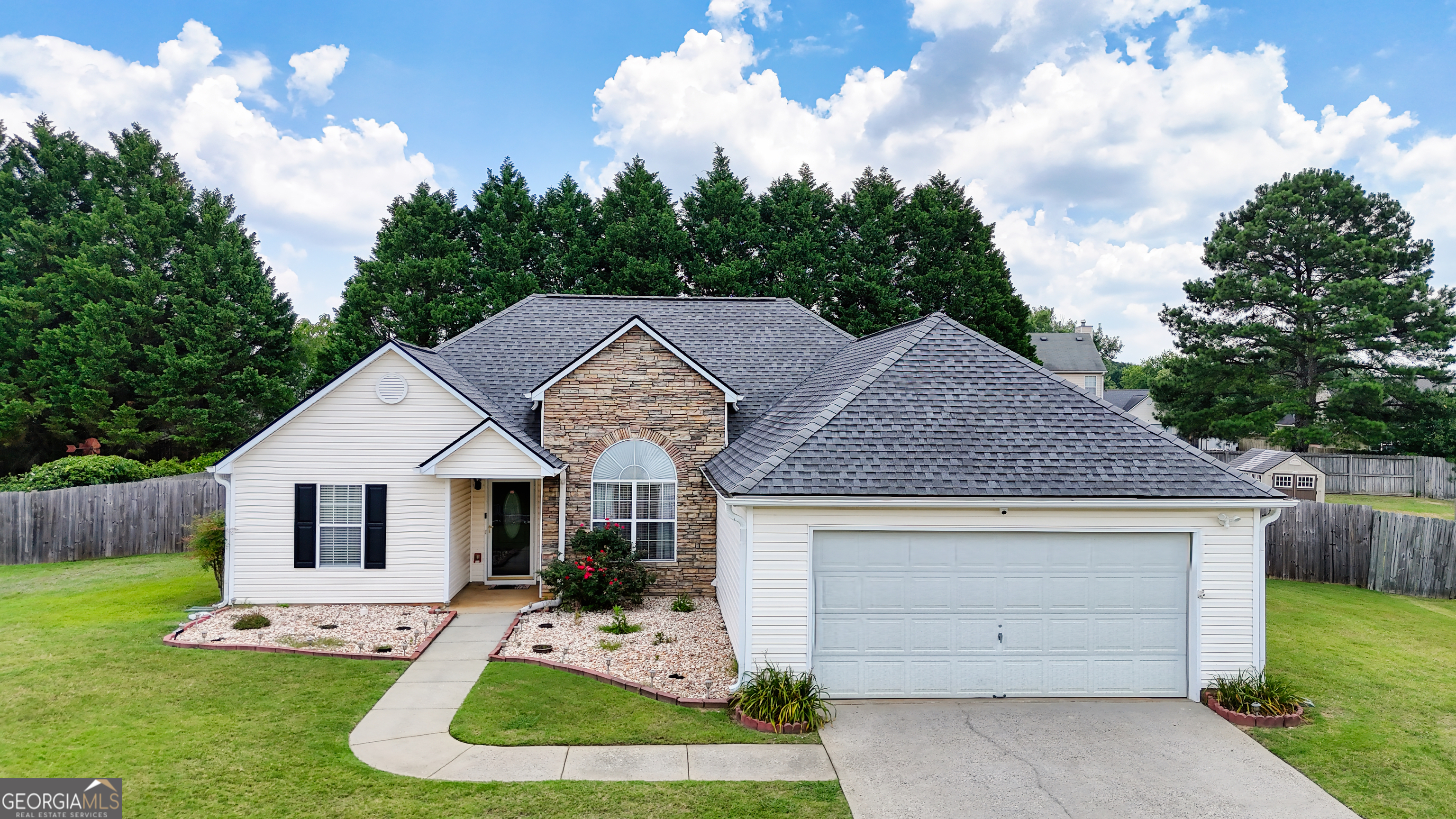 3905 Michaels Creek Way Property Photo 1
