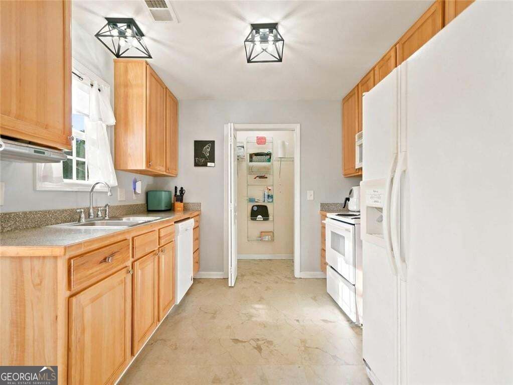 128 Brookstone Drive Sw Property Photo 7