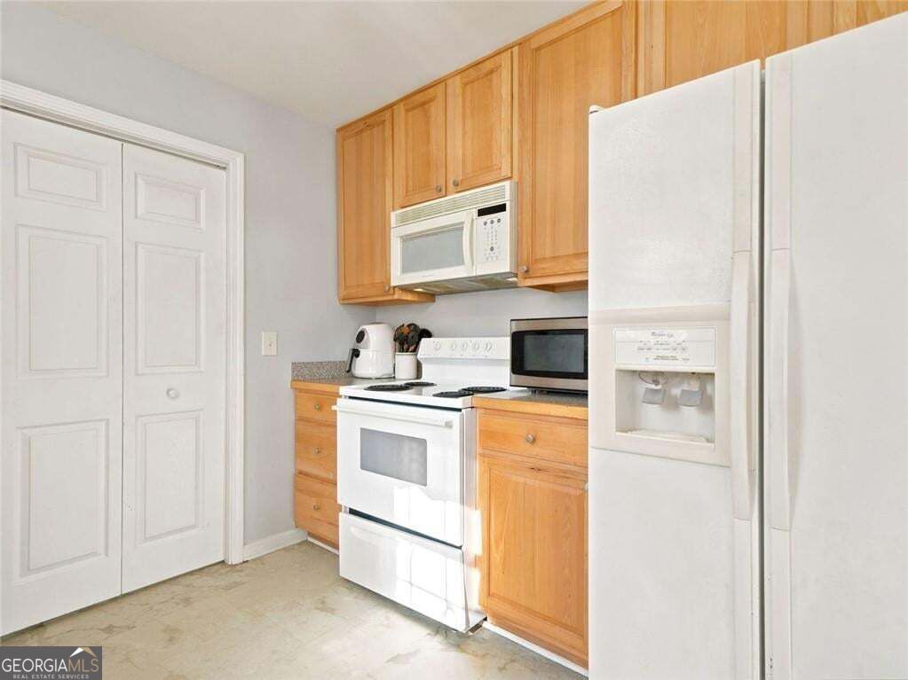 128 Brookstone Drive Sw Property Photo 8